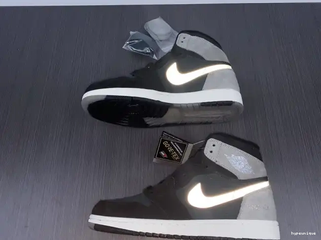 HYPE Black Jordan Gore-Tex High Particle 1 Element Retro Grey DB2889-001 0610